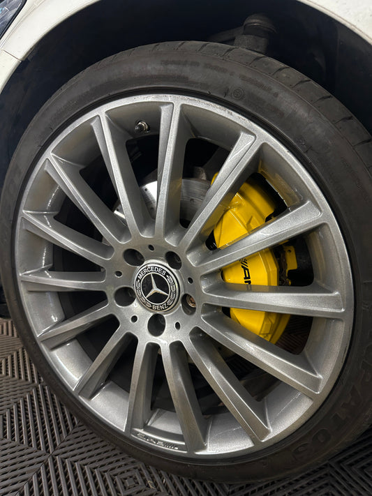 Freshly refurbished alloy wheels at Vantom Automotive Congleton – multi award-winning wheel refurbishment specialists in Cheshire, Stoke-on-Trent and Manchester