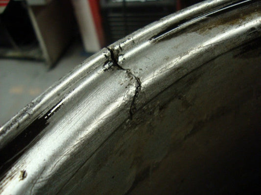 While You Wait Alloy Wheel Crack Repair Cheshire Vantom