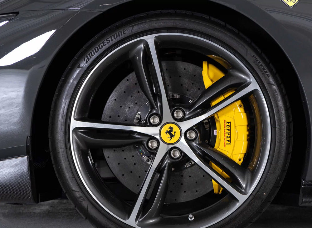 Powder Coating vs Diamond Cutting: Which is Best for Your Alloy Wheel Refurbishment?