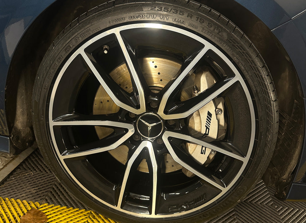 Diamond cut Mercedes-Benz alloy wheel on the car after refurbishment